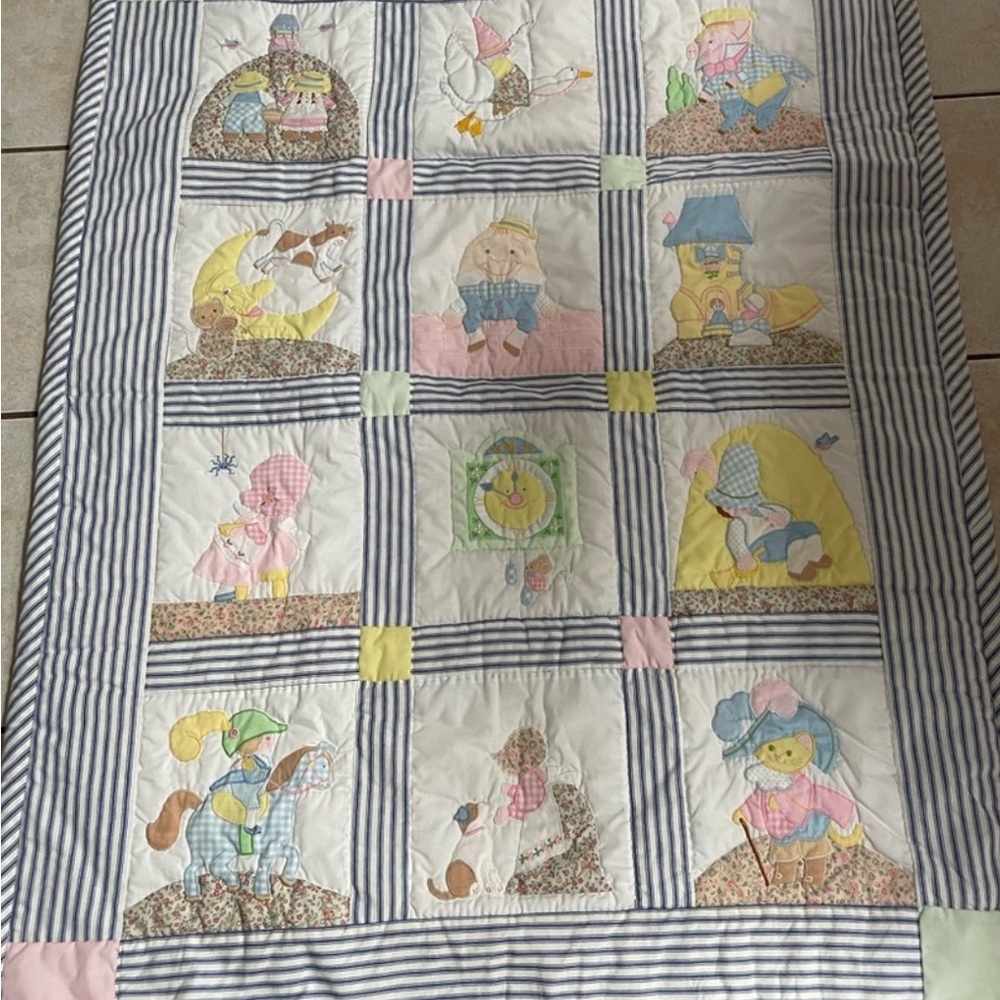 Original House of Hatten Nursery Rhymes Patchwork Baby Quilt/ Toddler Wall Decor